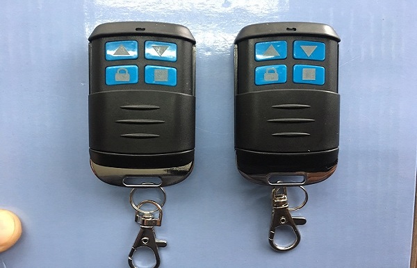 Chìa Khoá Cửa Cuốn