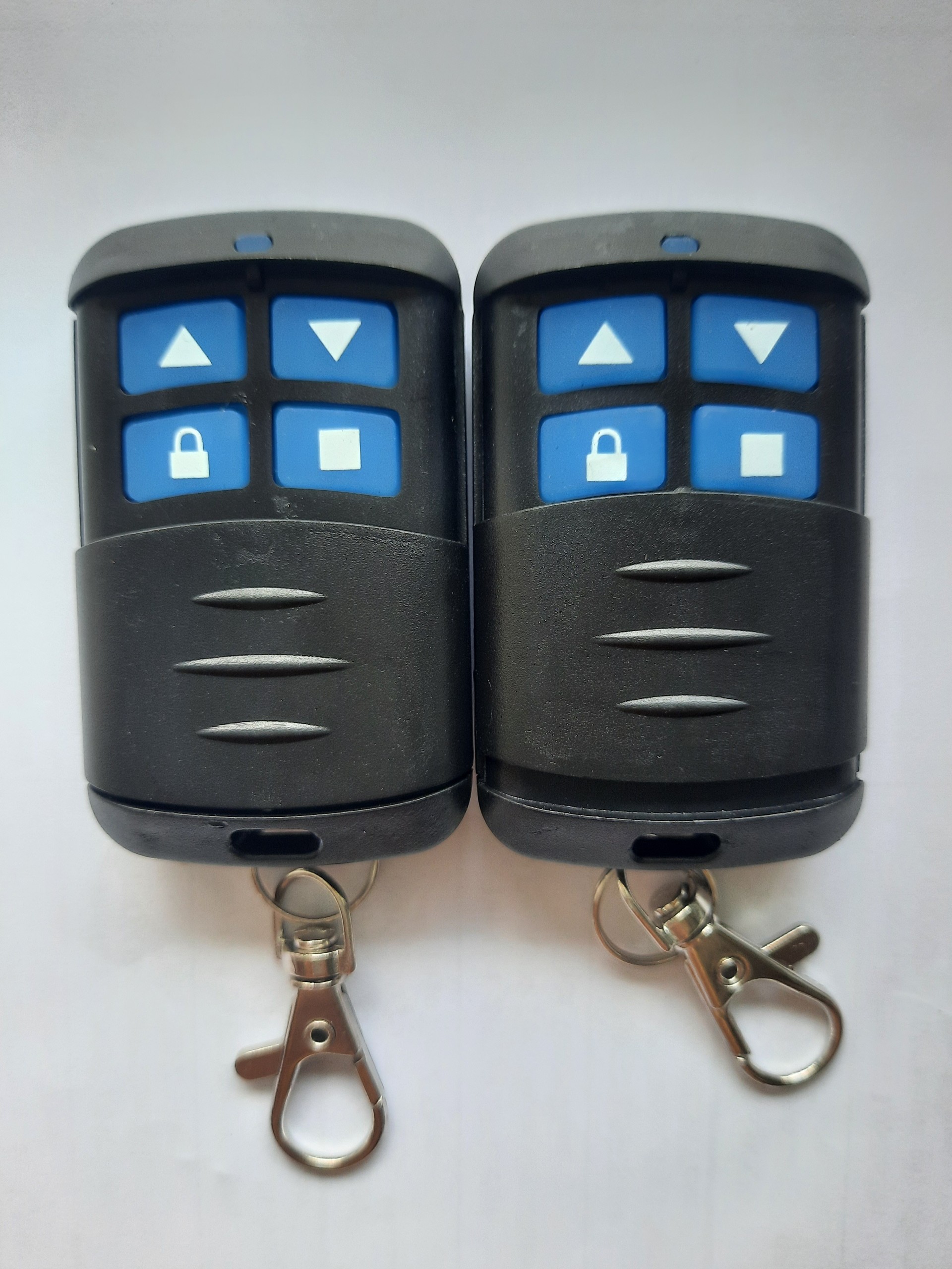 Chìa Khoá Cửa Cuốn